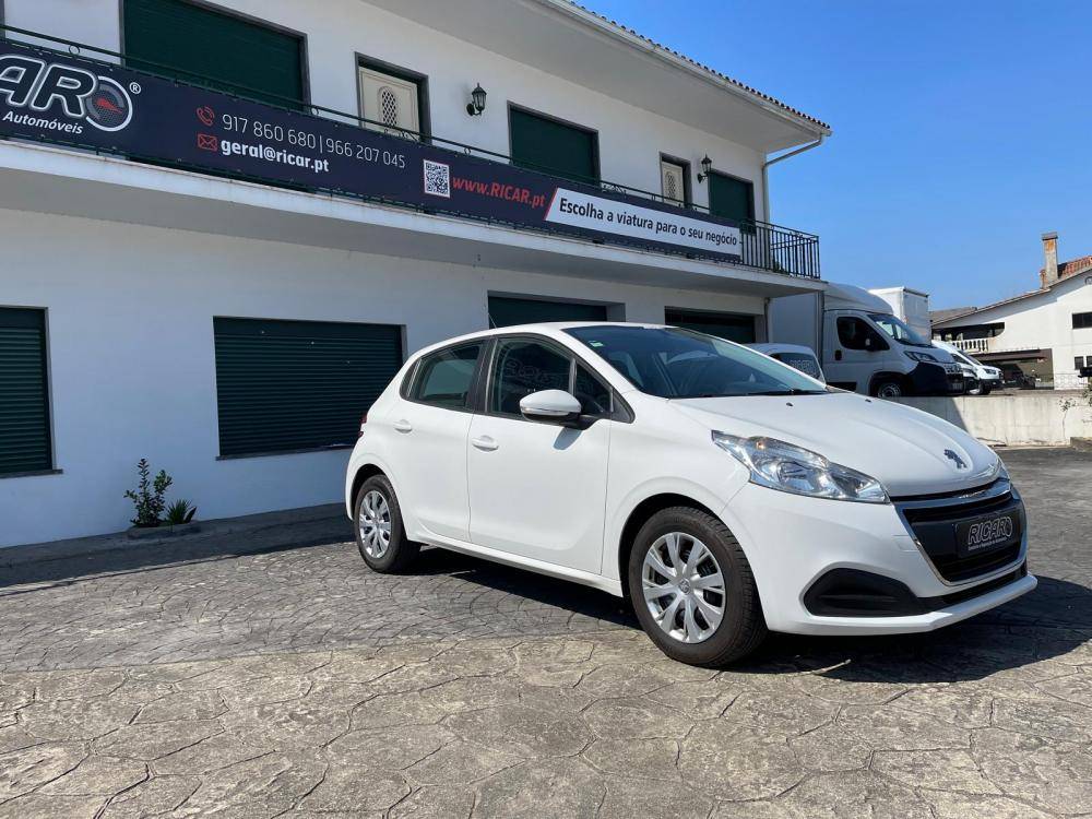 peugeot-208-2020-diesel-1499cc