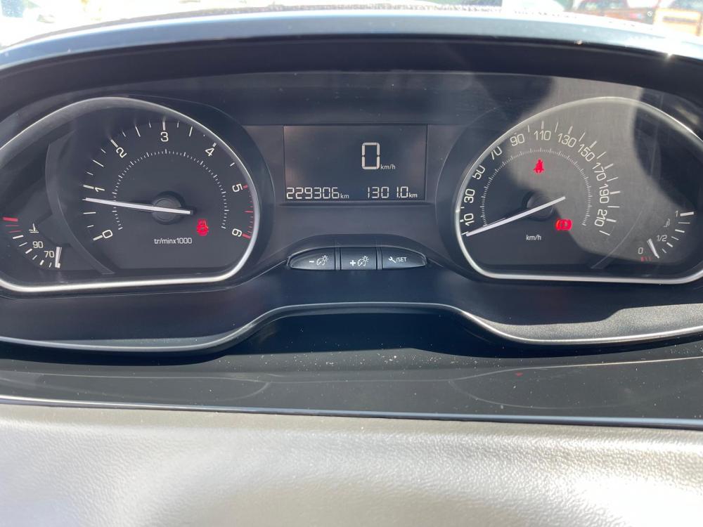 peugeot-208-2020-diesel-1499cc