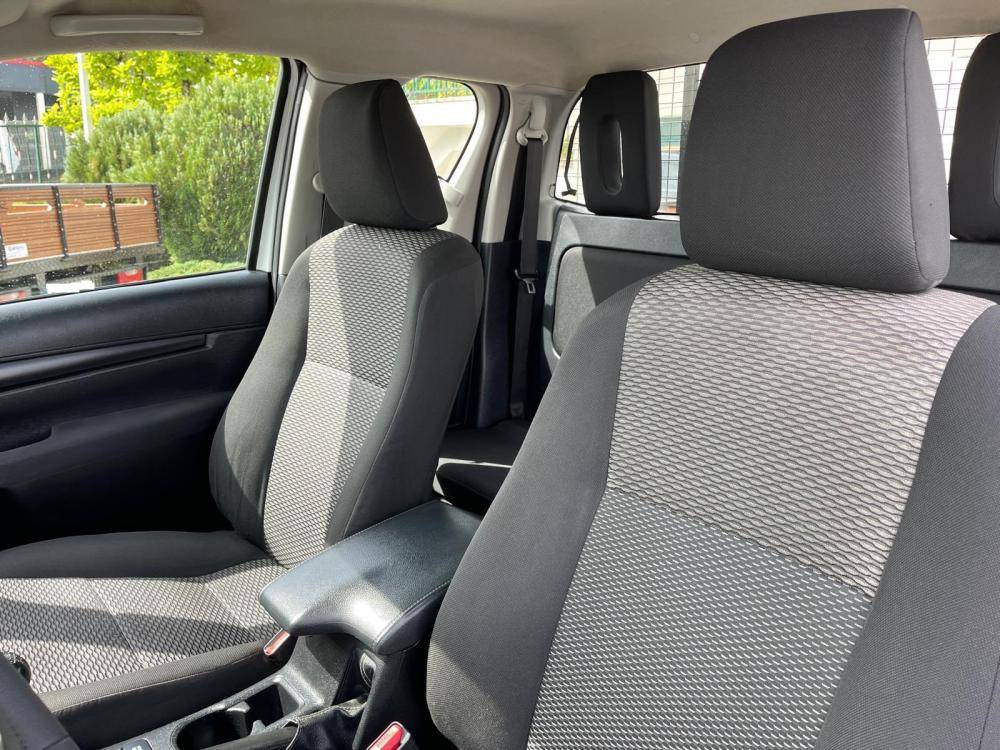 toyota-hilux-2018-diesel-2393cc