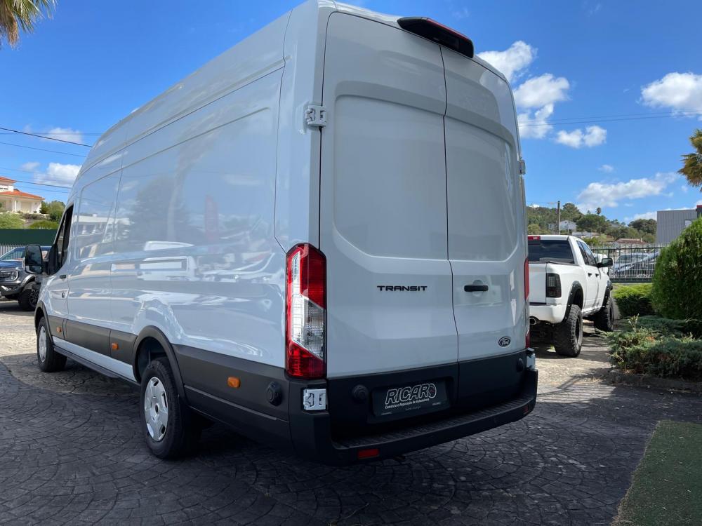 ford-transit-2025-diesel-1996cc