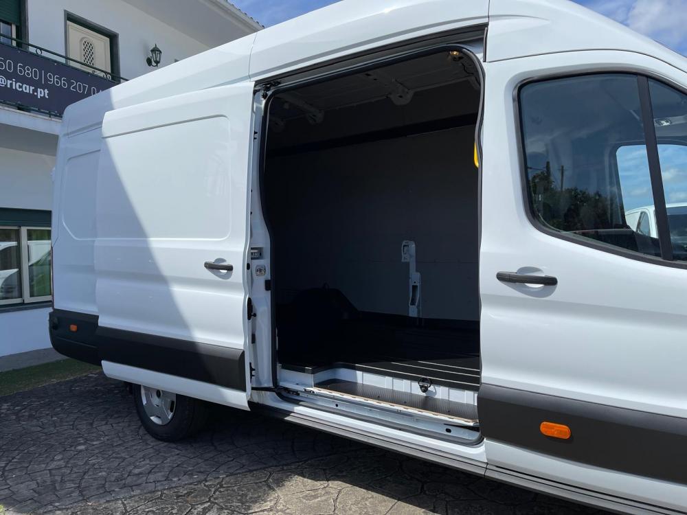 ford-transit-2025-diesel-1996cc