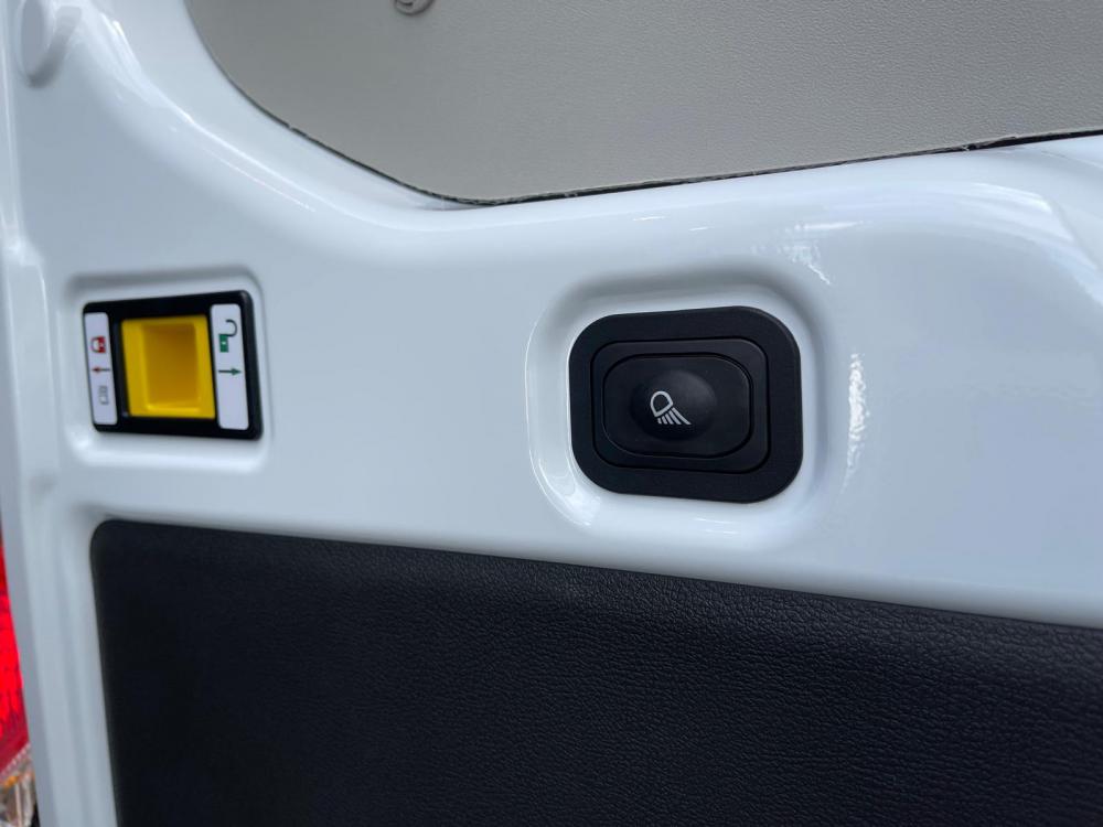 ford-transit-2025-diesel-1996cc
