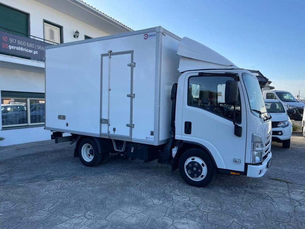 isuzu-nlr-2024-diesel-2999cc