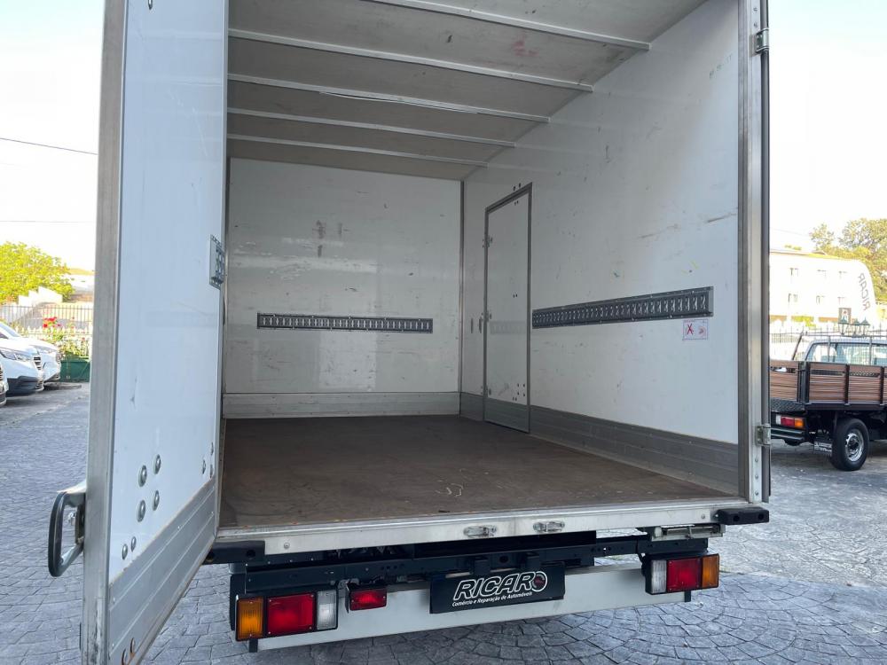 isuzu-nlr-2024-diesel-2999cc