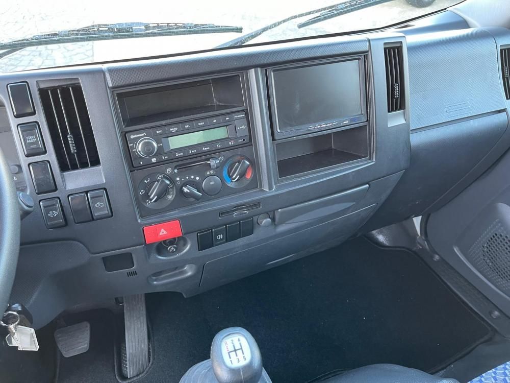isuzu-nlr-2024-diesel-2999cc