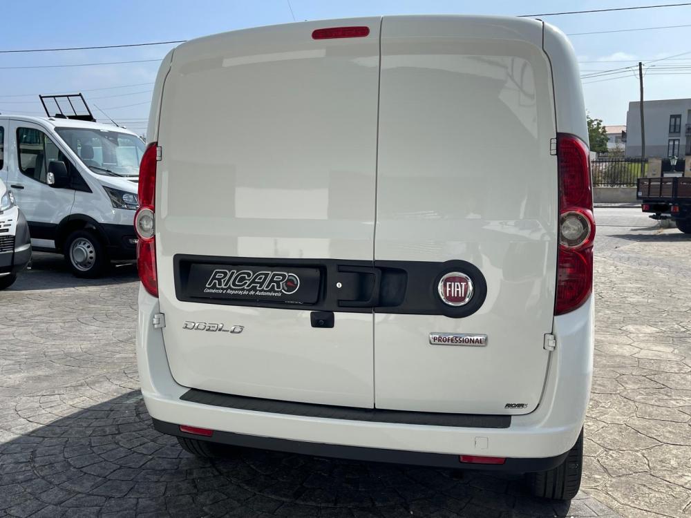 fiat-doblo-2023-diesel-1598cc