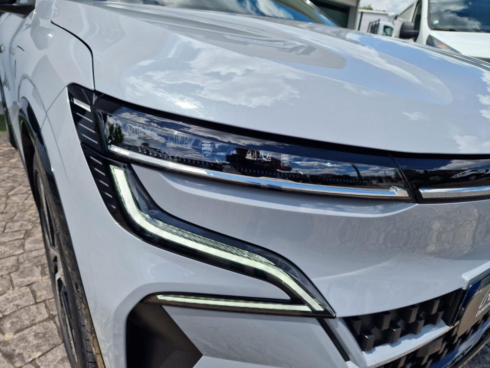 renault-megane-e-tech-2023-eletrico-0cc