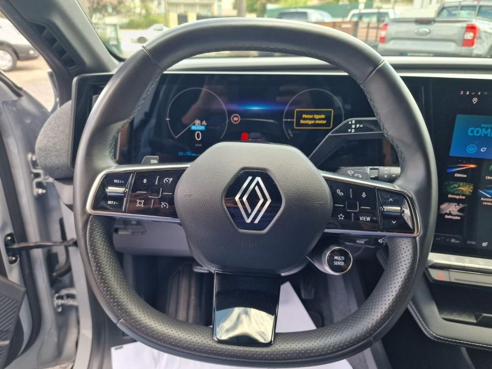 renault-megane-e-tech-2023-eletrico-0cc