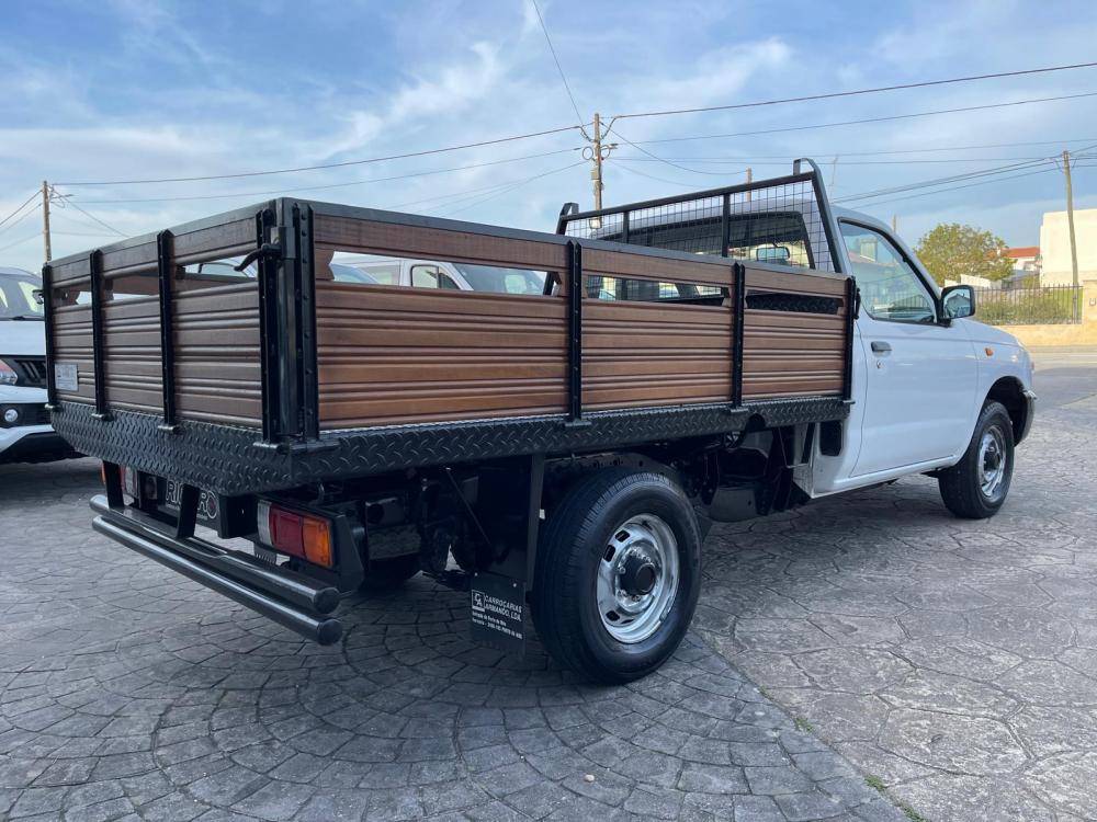 nissan-pick-up-1999-diesel-2494cc