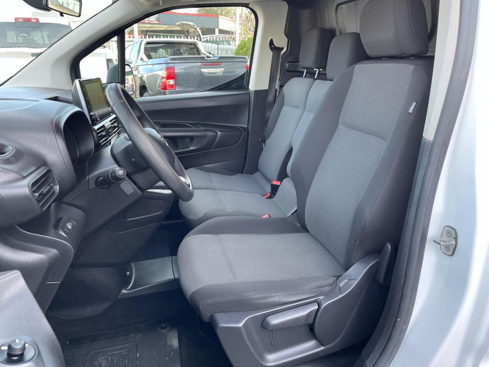 toyota-proace-2022-diesel-1499cc