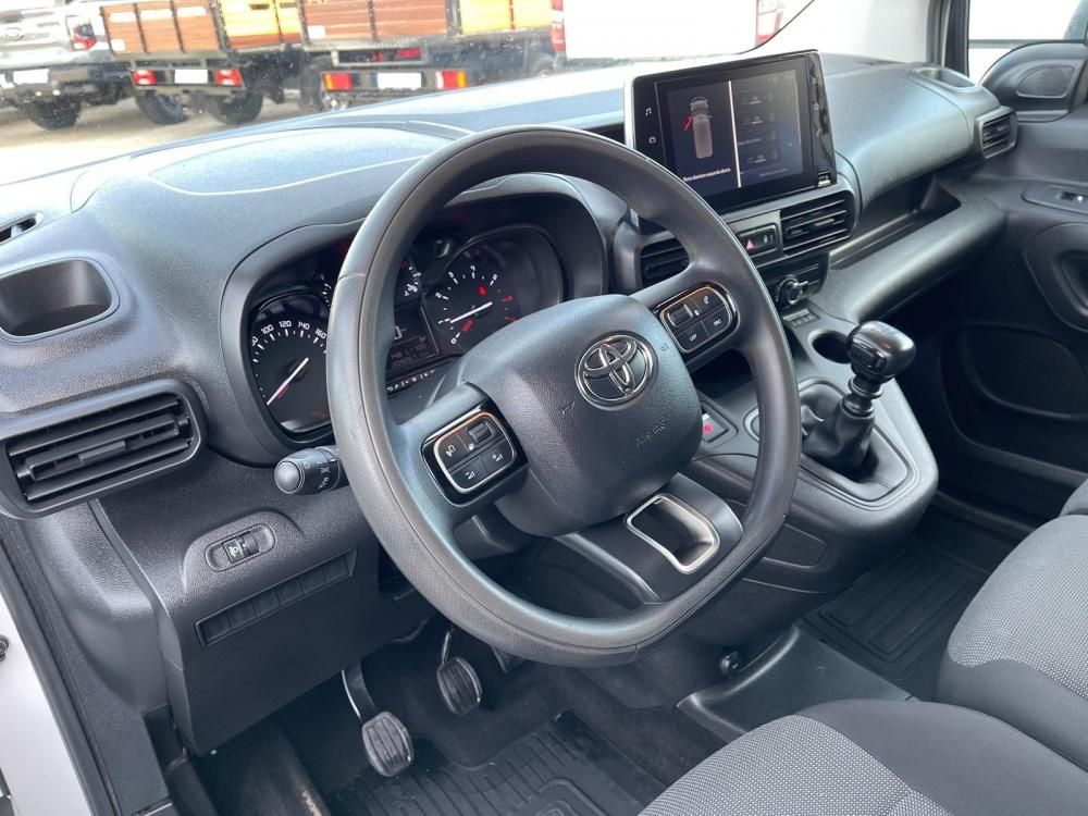 toyota-proace-2022-diesel-1499cc