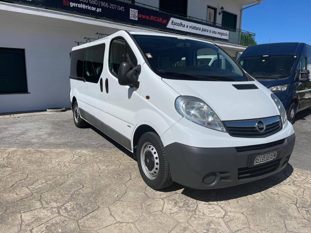 opel-vivaro-2007-diesel-1995cc