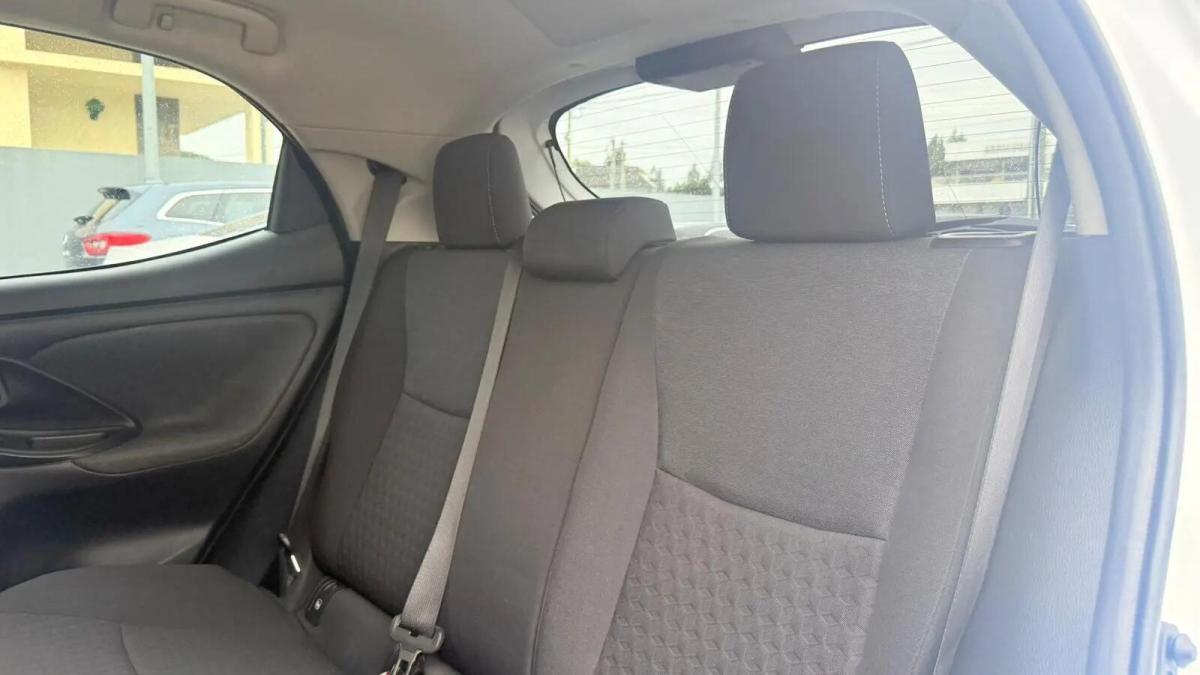 toyota-yaris-2021-hibrido-a-gasolina-1490cc
