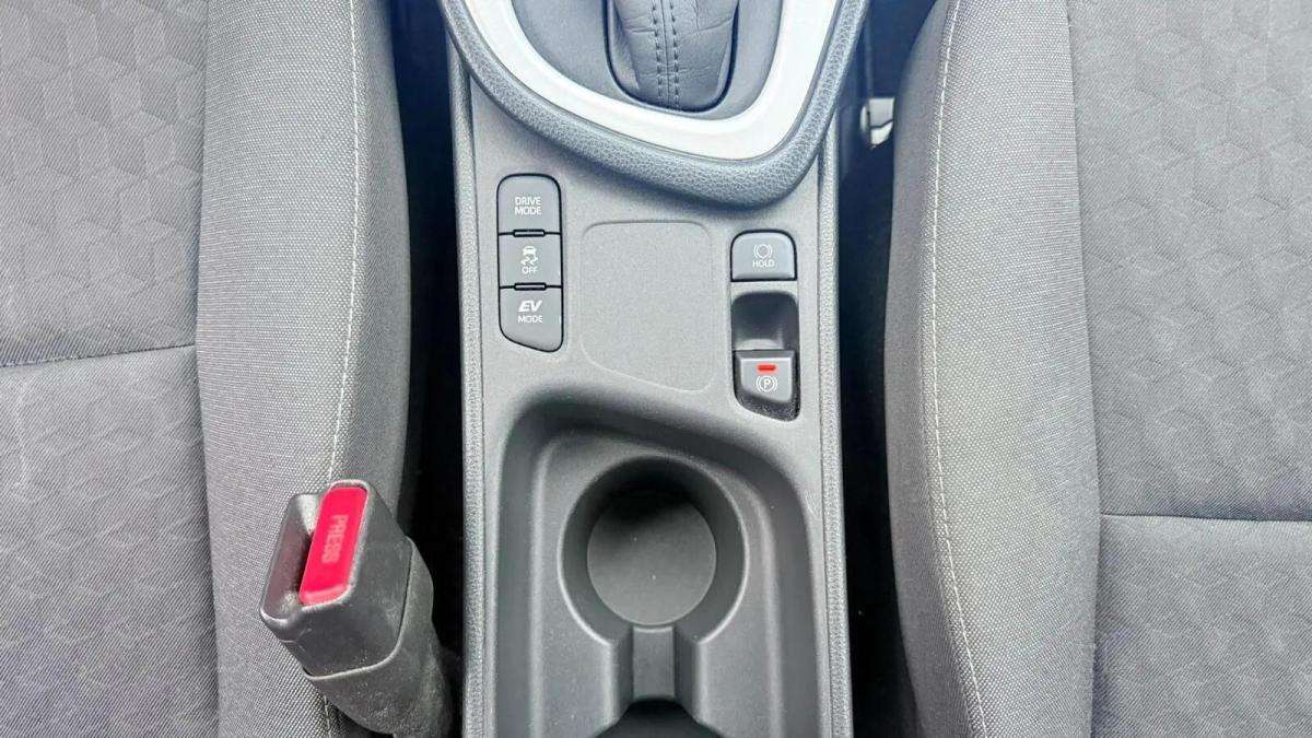 toyota-yaris-2021-hibrido-a-gasolina-1490cc