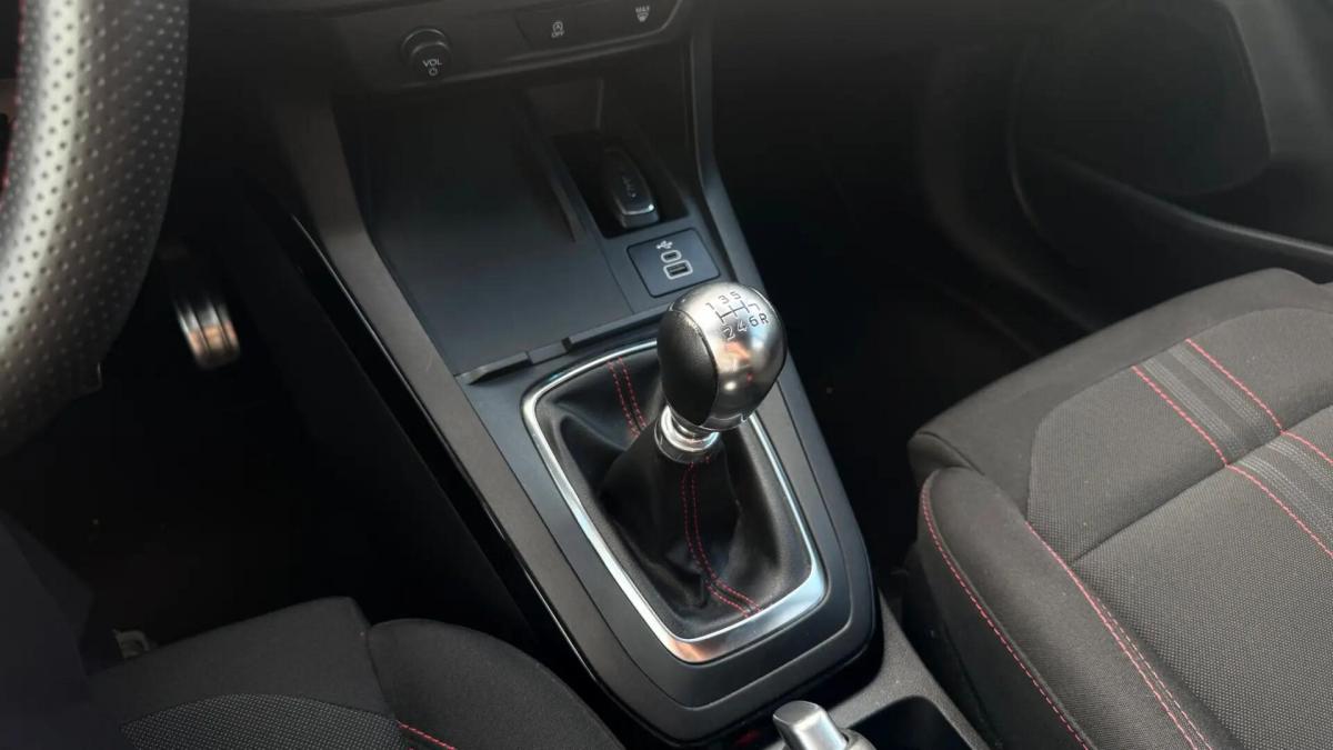 ford-puma-2025-gasolina-998cc