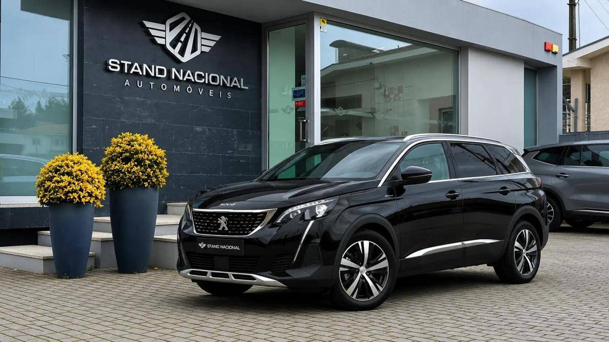 peugeot-5008-2018-diesel-1997cc