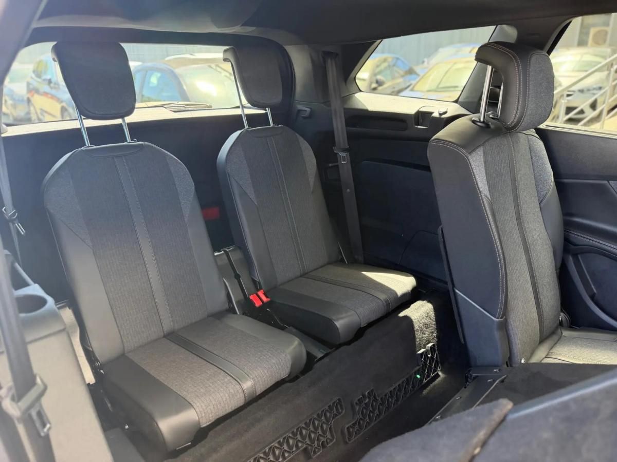 peugeot-5008-2018-diesel-1997cc