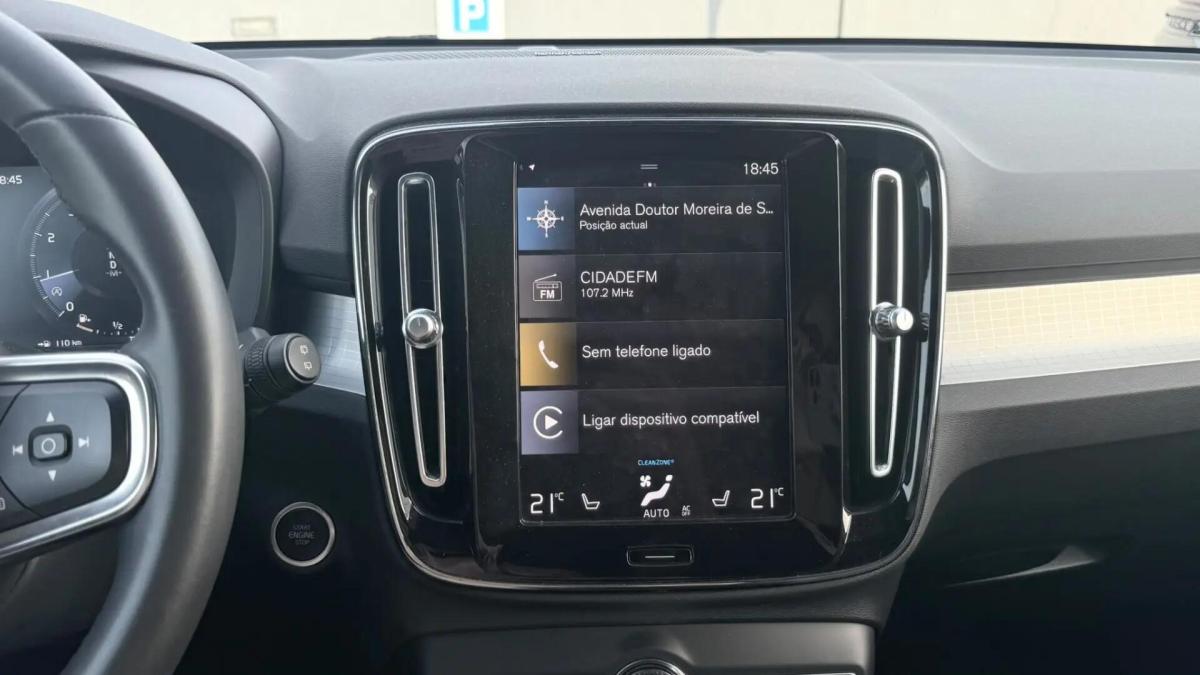 volvo-xc40-2023-gasolina-1477cc