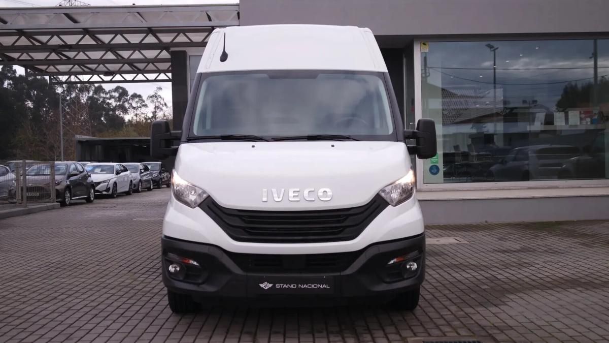 iveco-daily-2022-diesel-2287cc