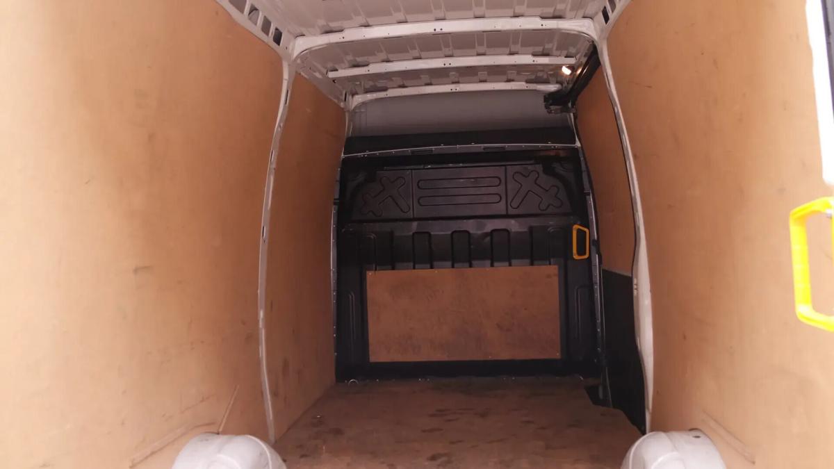 iveco-daily-2022-diesel-2287cc