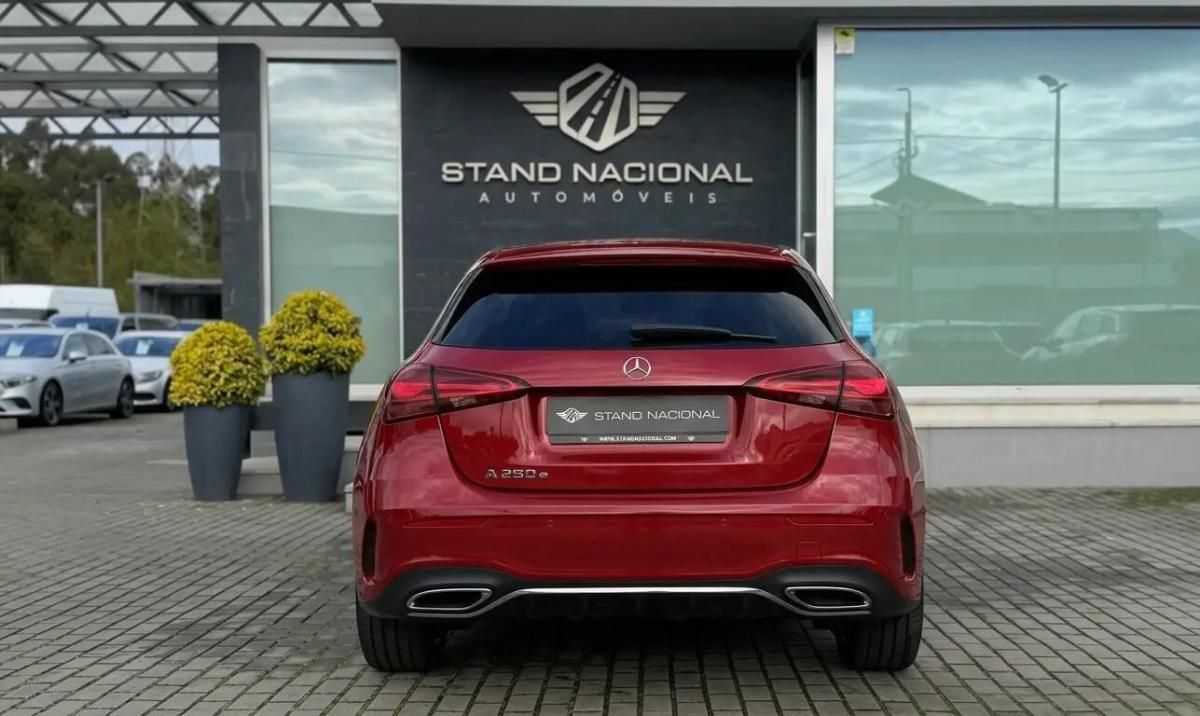mercedes-benz-classe-a-a-250-e-2023-hibrido-a-gasolina-1332cc