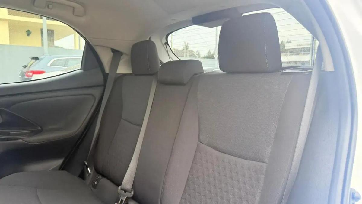 toyota-yaris-2021-hibrido-a-gasolina-1490cc
