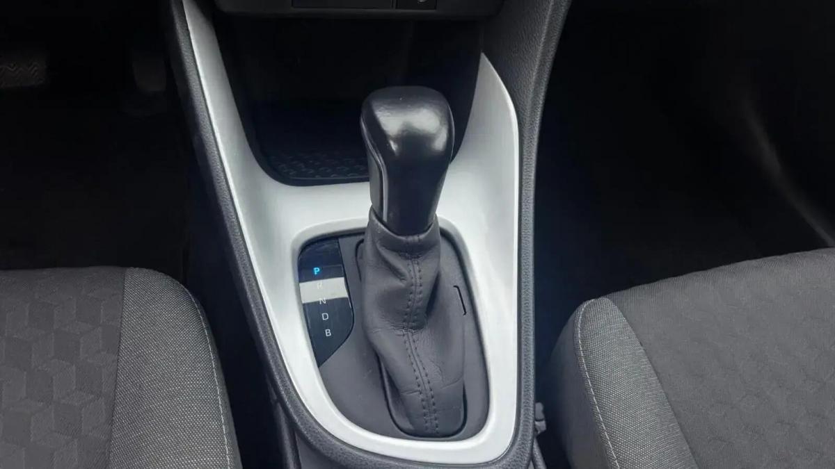 toyota-yaris-2021-hibrido-a-gasolina-1490cc