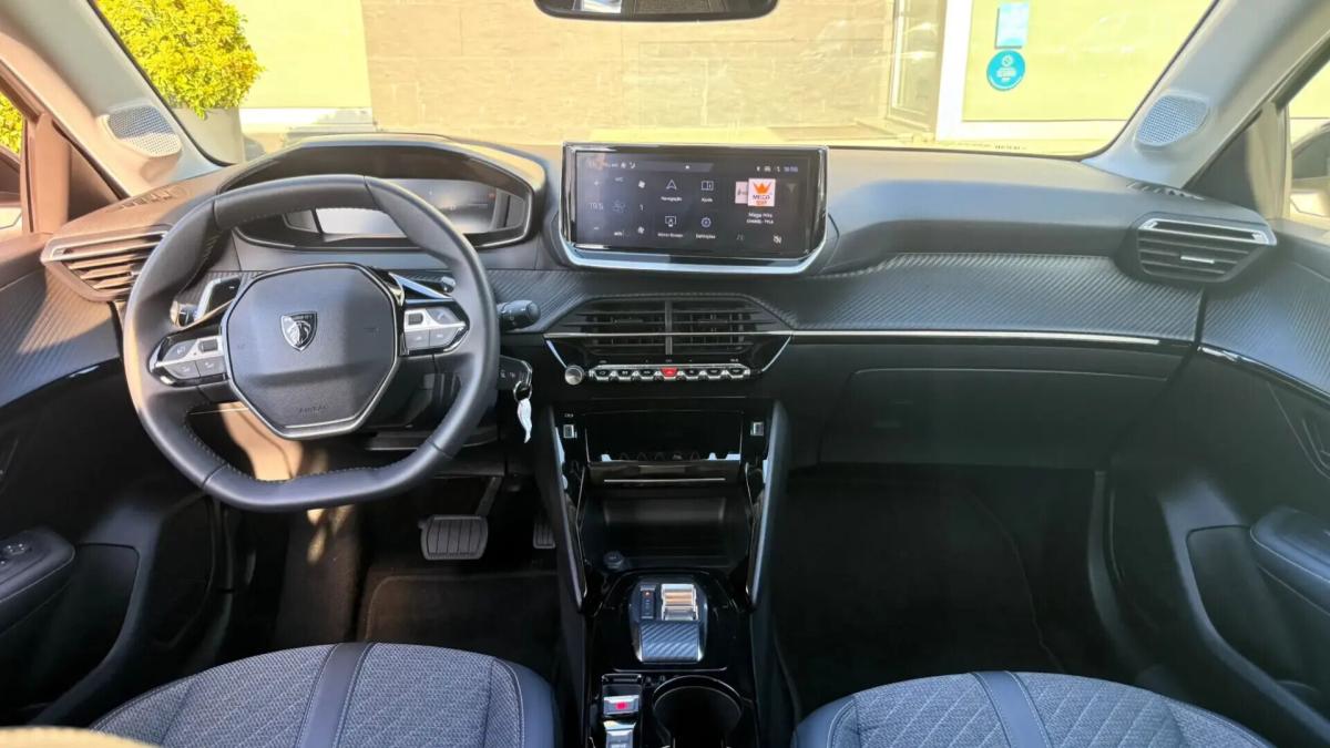 peugeot-208-2024-hibrido-a-gasolina-1199cc