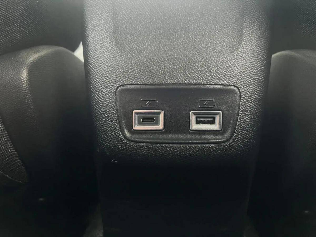 peugeot-208-2024-hibrido-a-gasolina-1199cc
