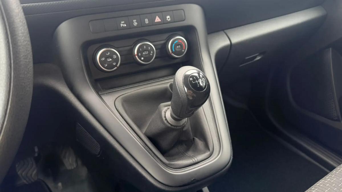 mercedes-benz-citan-110-cdi-2024-diesel-1461cc