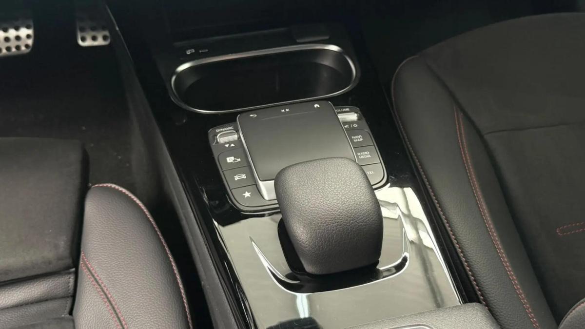 mercedes-benz-classe-a-a-250-e-2022-hibrido-a-gasolina-1332cc