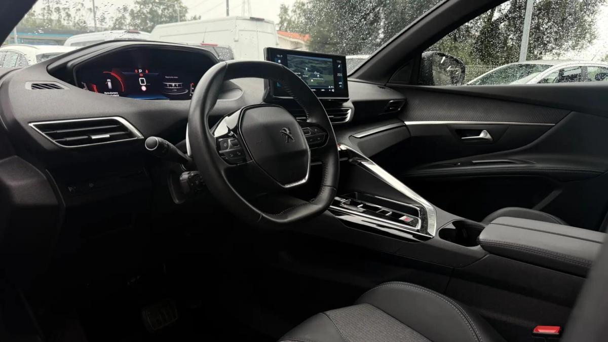 peugeot-5008-2024-gasolina-1199cc