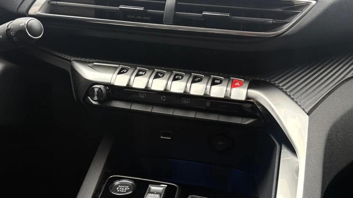 peugeot-5008-2024-gasolina-1199cc