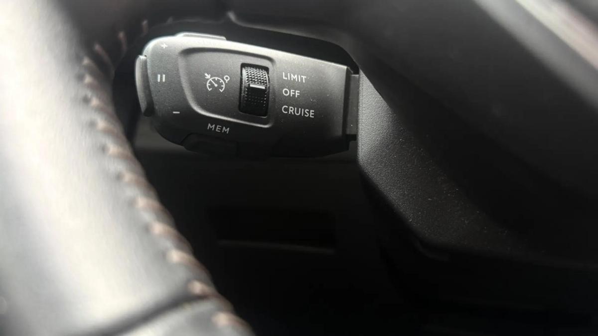 peugeot-5008-2024-gasolina-1199cc