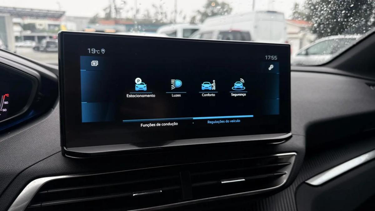 peugeot-5008-2024-gasolina-1199cc