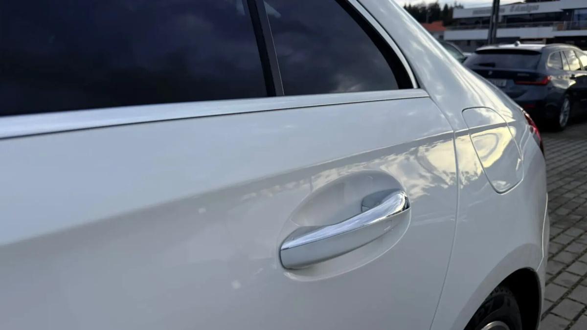 mercedes-benz-classe-a-a-180-limousine-auto-style-plus-gps-led-2023-diesel-1950cc