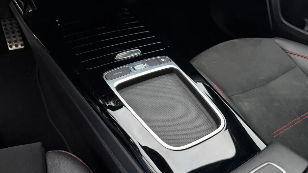 mercedes-benz-classe-a-a-180-limousine-auto-style-plus-gps-led-2023-diesel-1950cc
