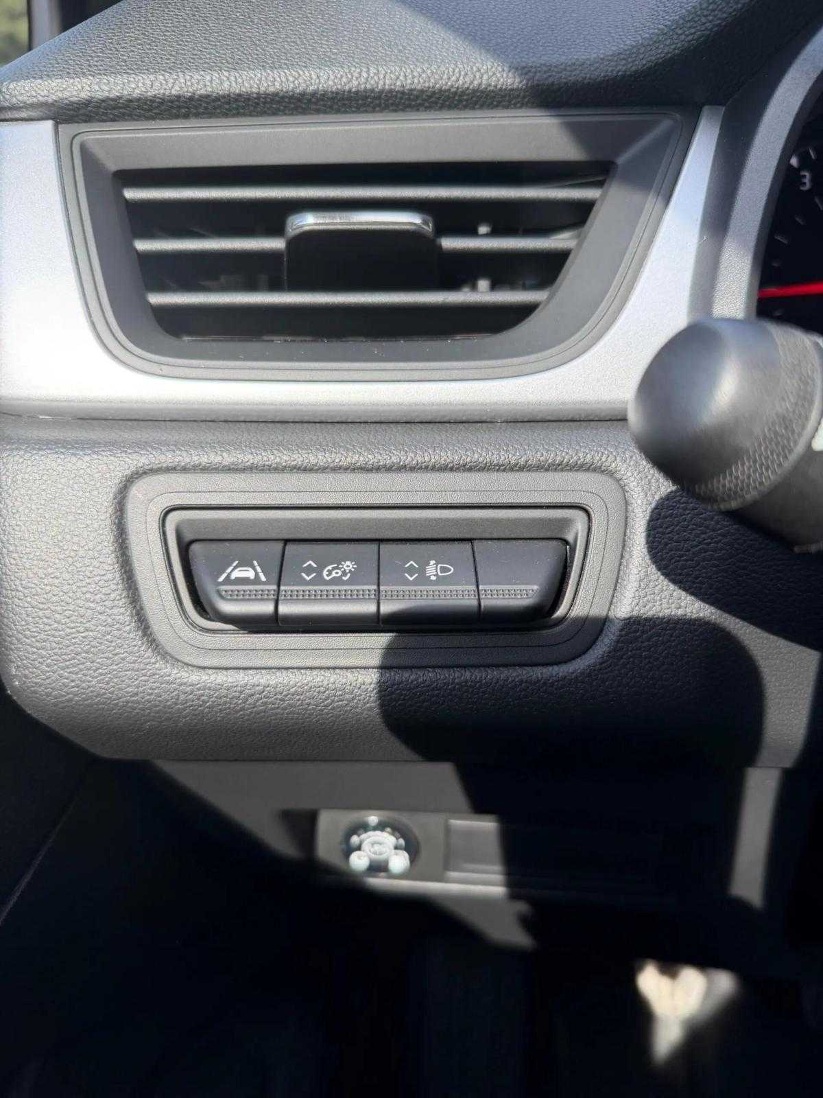 renault-captur-2023-gpl-999cc