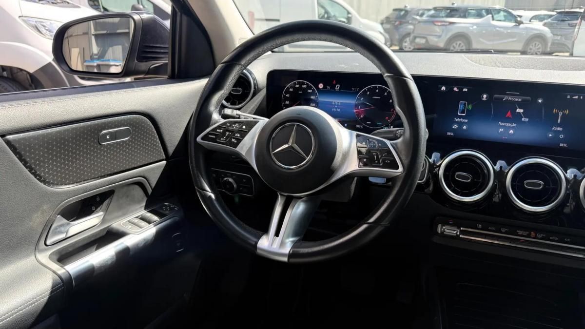 mercedes-benz-gla-200-2024-gasolina-1332cc