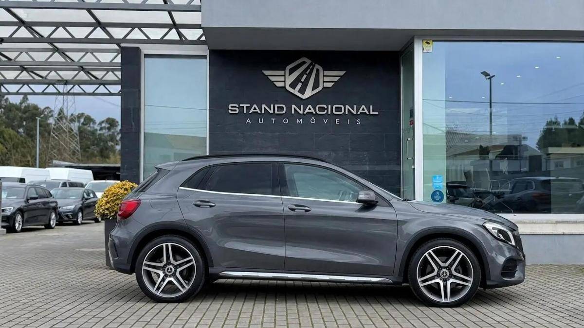 mercedes-benz-gla-200-d-2017-diesel-2143cc
