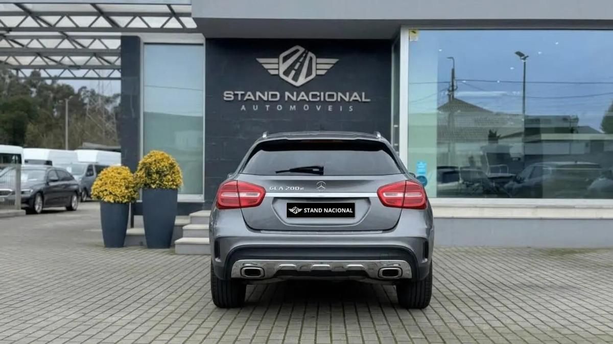 mercedes-benz-gla-200-d-2017-diesel-2143cc