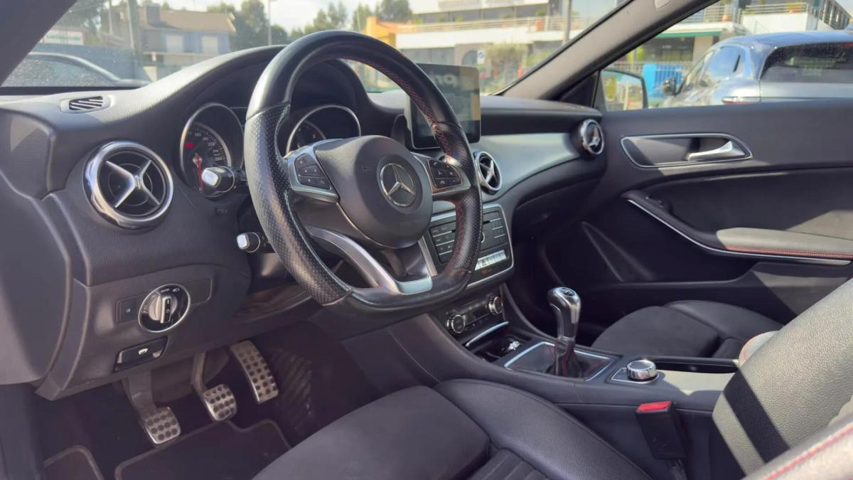 mercedes-benz-gla-200-d-2017-diesel-2143cc