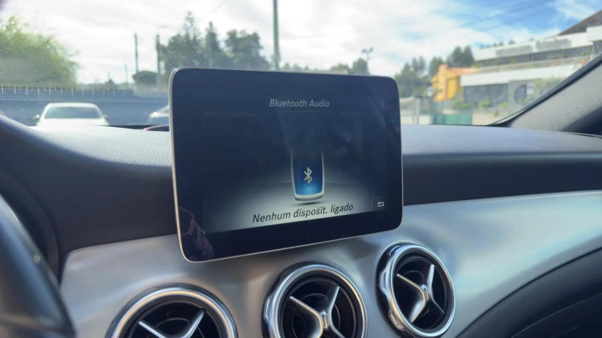 mercedes-benz-gla-200-d-2017-diesel-2143cc