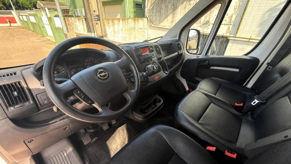 opel-movano-2023-diesel-2179cc