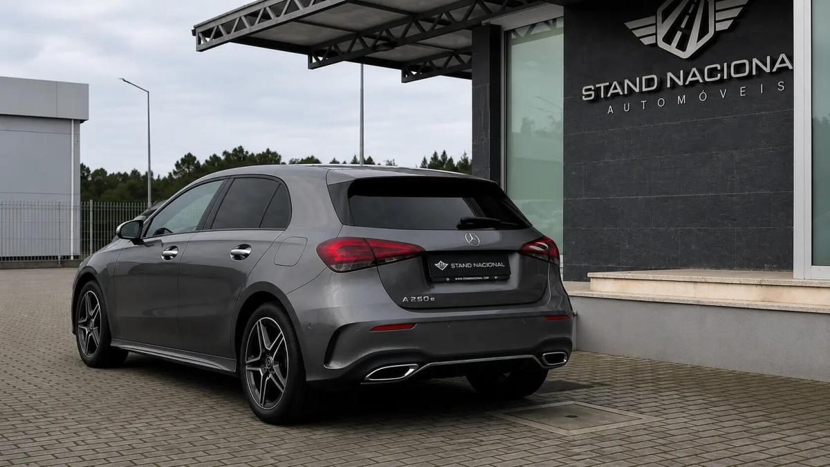 mercedes-benz-classe-a-a-250-e-2023-hibrido-a-gasolina-1332cc