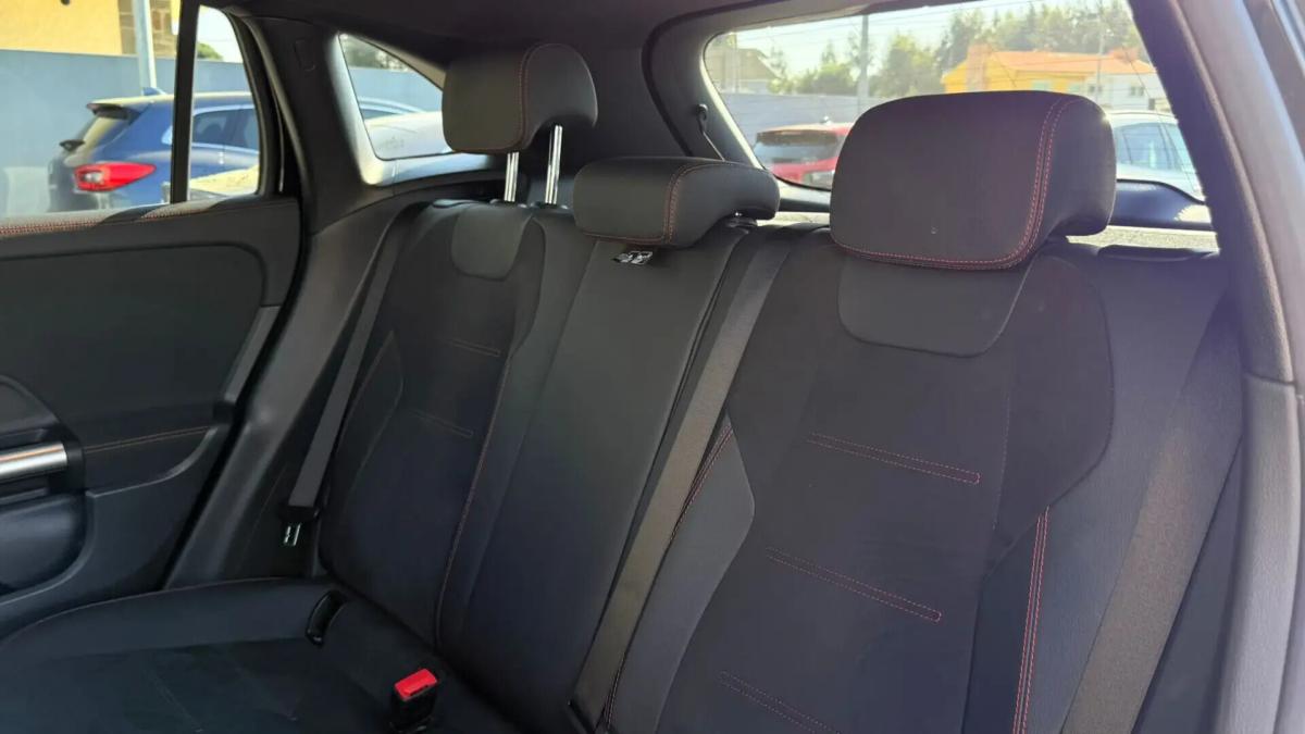 mercedes-benz-gla-200-cdi-4matic-2024-diesel-1950cc