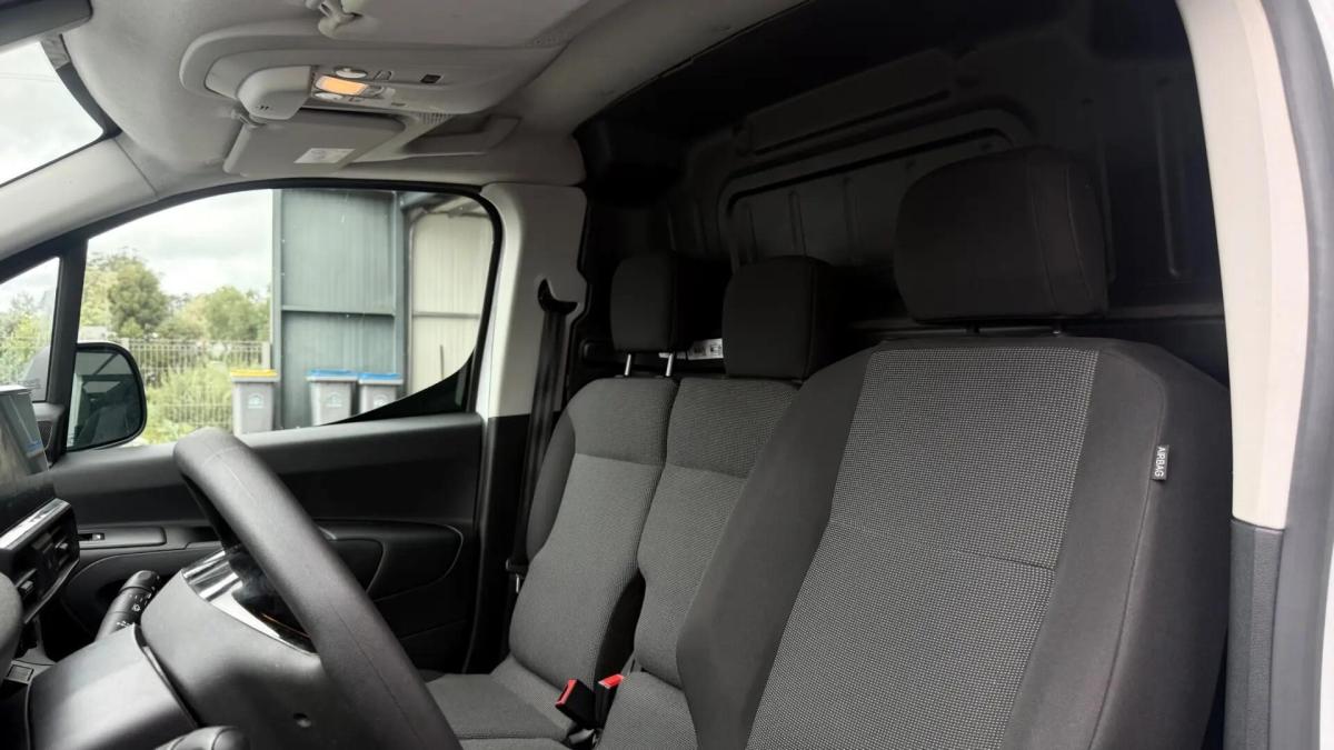 peugeot-partner-2024-diesel-1499cc