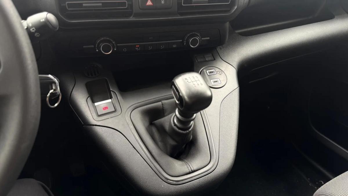 peugeot-partner-2024-diesel-1499cc