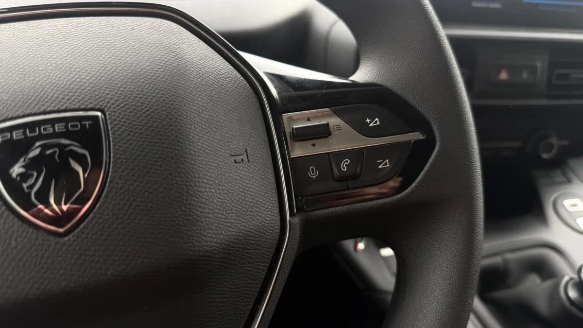 peugeot-partner-2024-diesel-1499cc