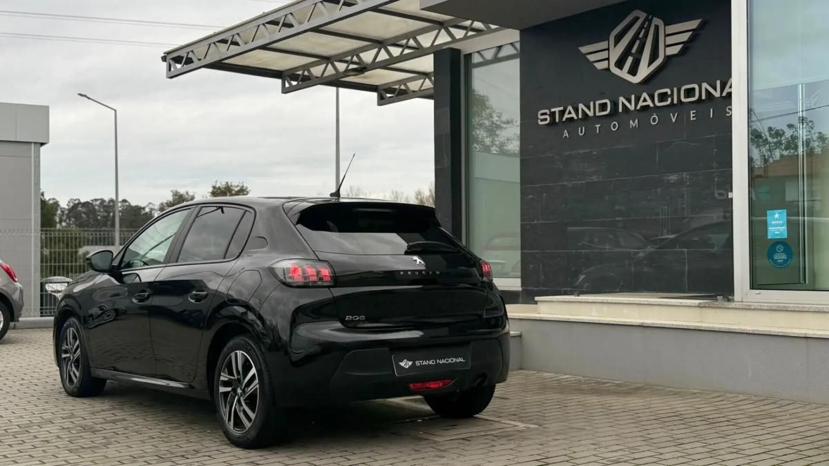 peugeot-208-2023-gasolina-1199cc